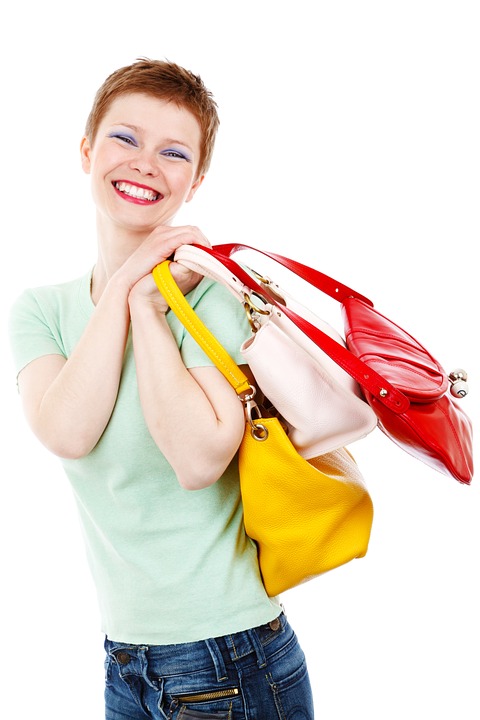 Le sac personnalisable, un accessoire innovant pas cher. C’est un outil pratique réutilisable qui assure la reconnaissance de la marque au niveau supérieur